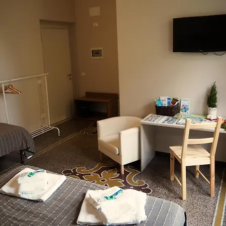 赛尔奈亚42号住宿加早餐旅馆 4* 斯培西亚