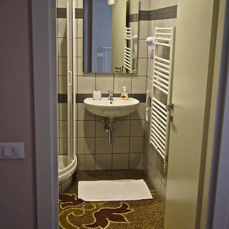 Cernaia 42 Bed & Breakfast 4*