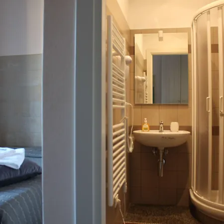 Cernaia 42 Bed & Breakfast 4*